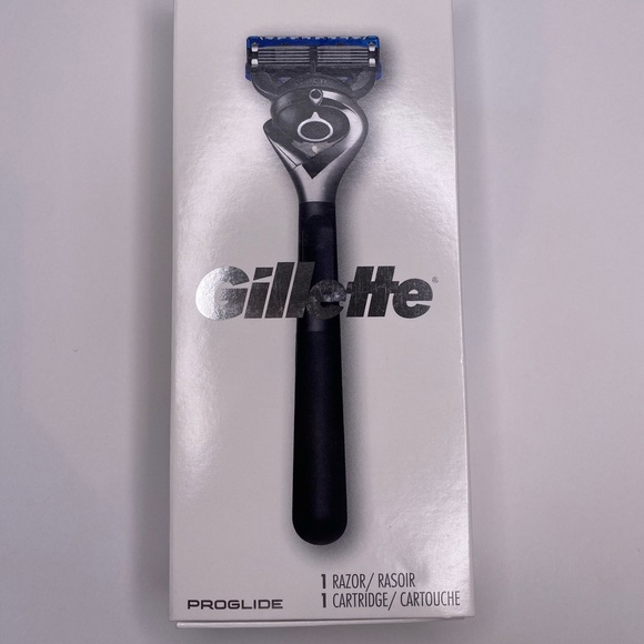 Gillette & Bic Razors - Picture 3 of 7
